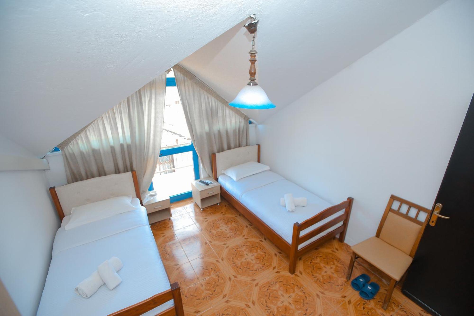 Hotel Ambasador Bahcallek Bagian luar foto