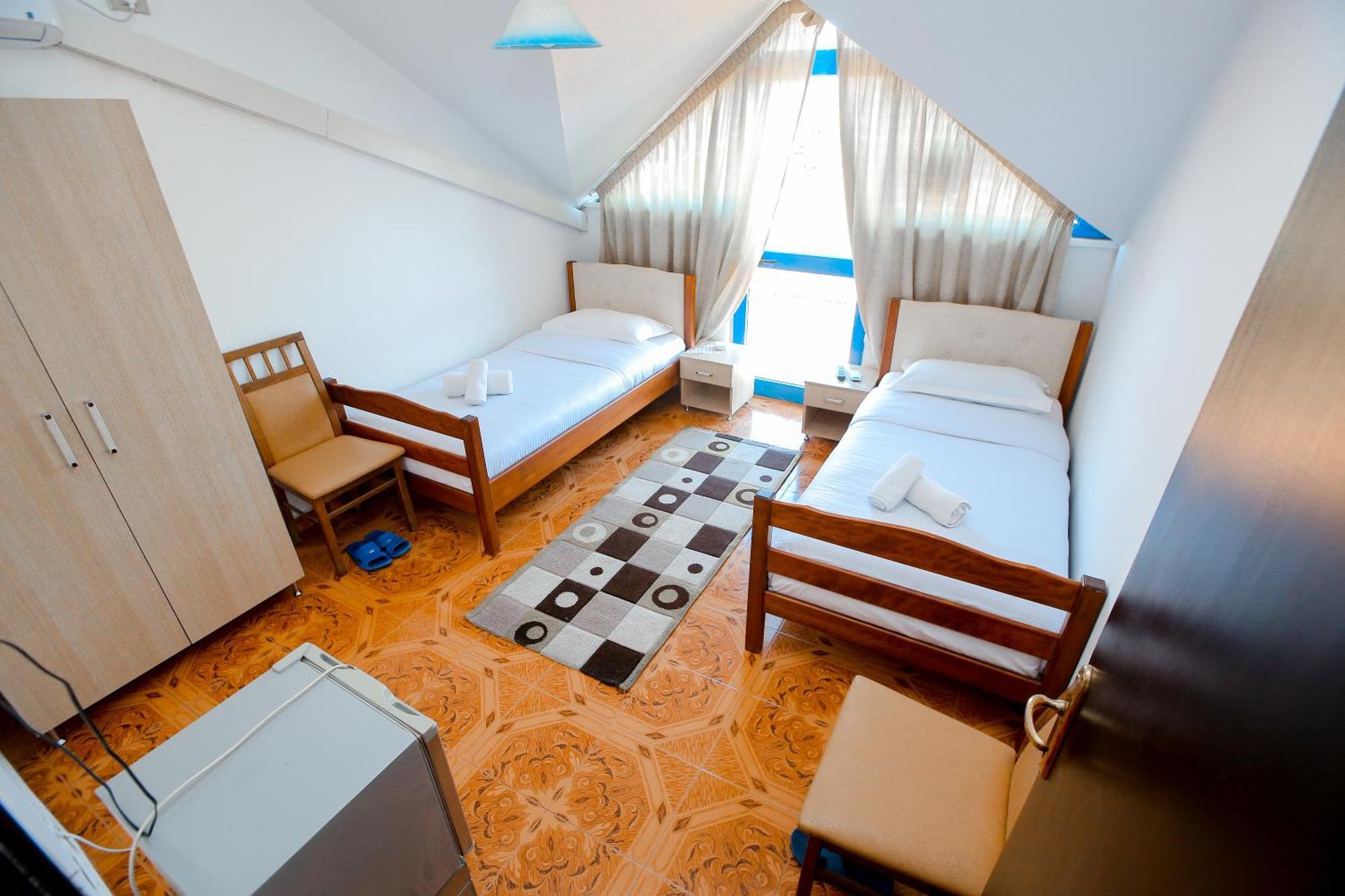 Hotel Ambasador Bahcallek Bagian luar foto