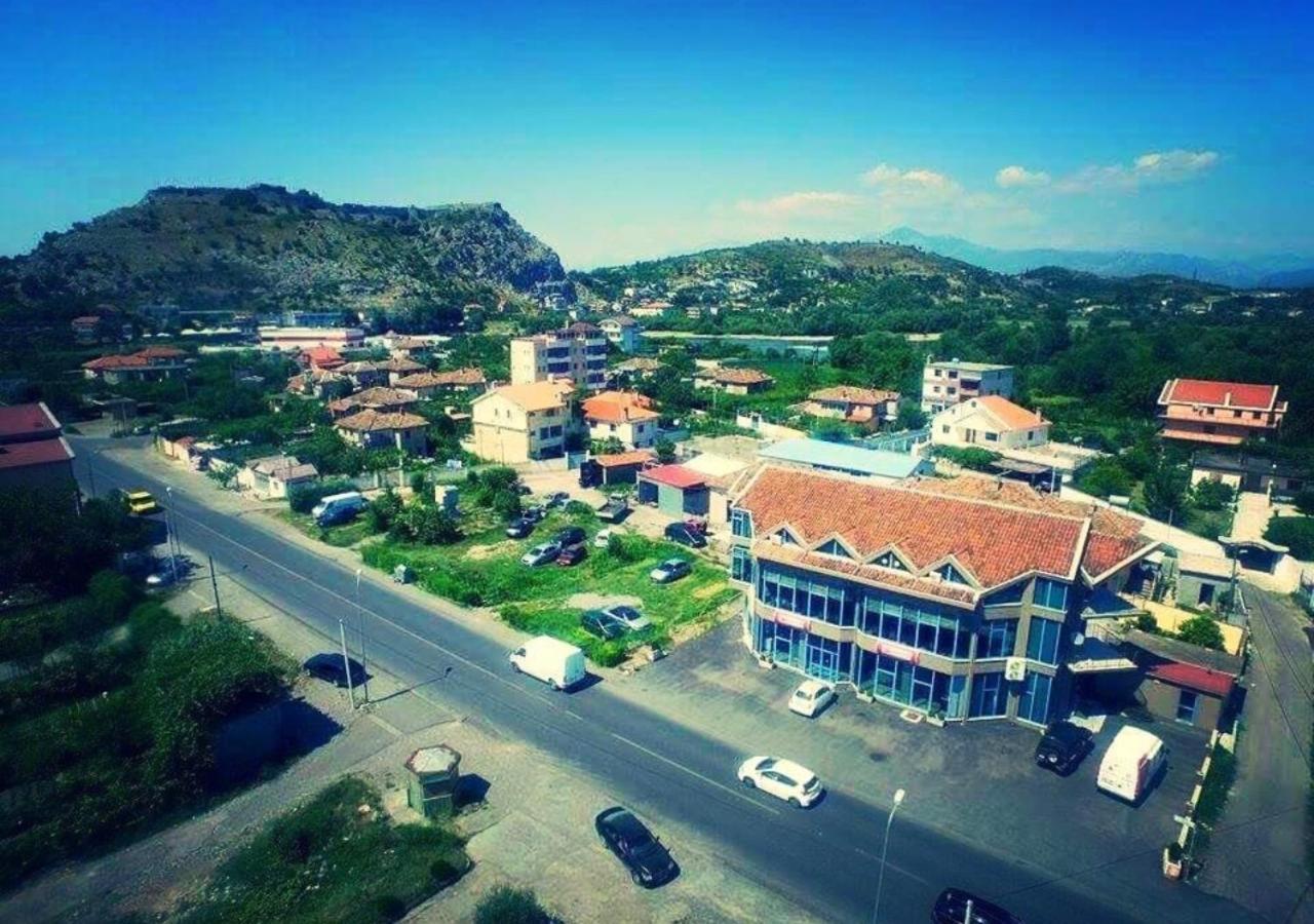 Hotel Ambasador Bahcallek Bagian luar foto